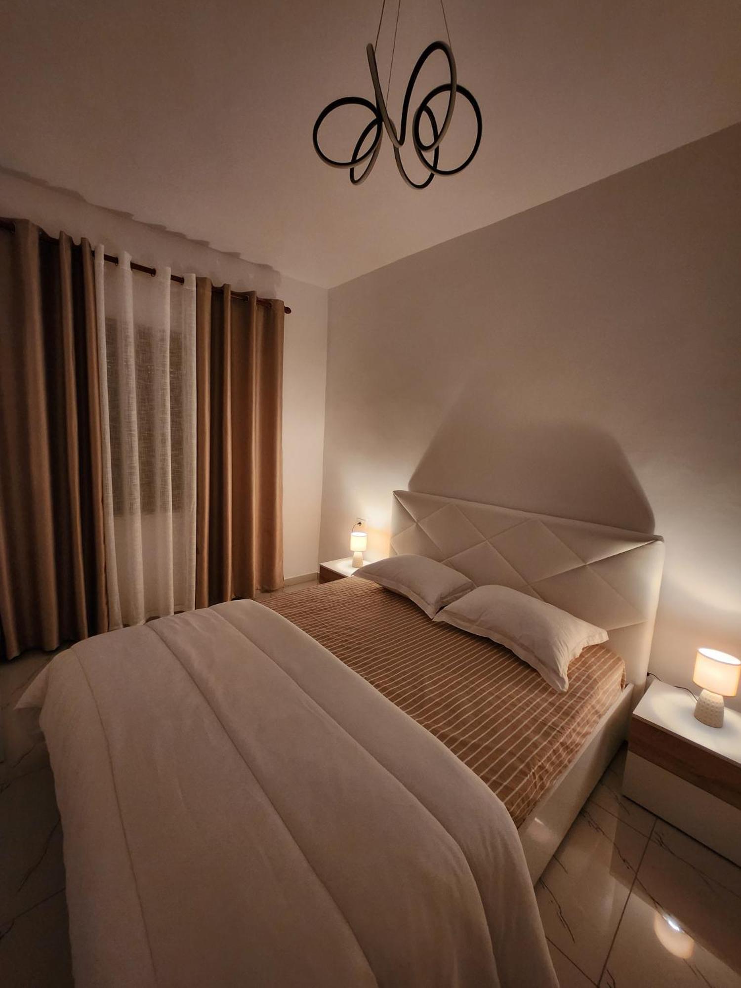 Nevi Apartment Tirana Buitenkant foto