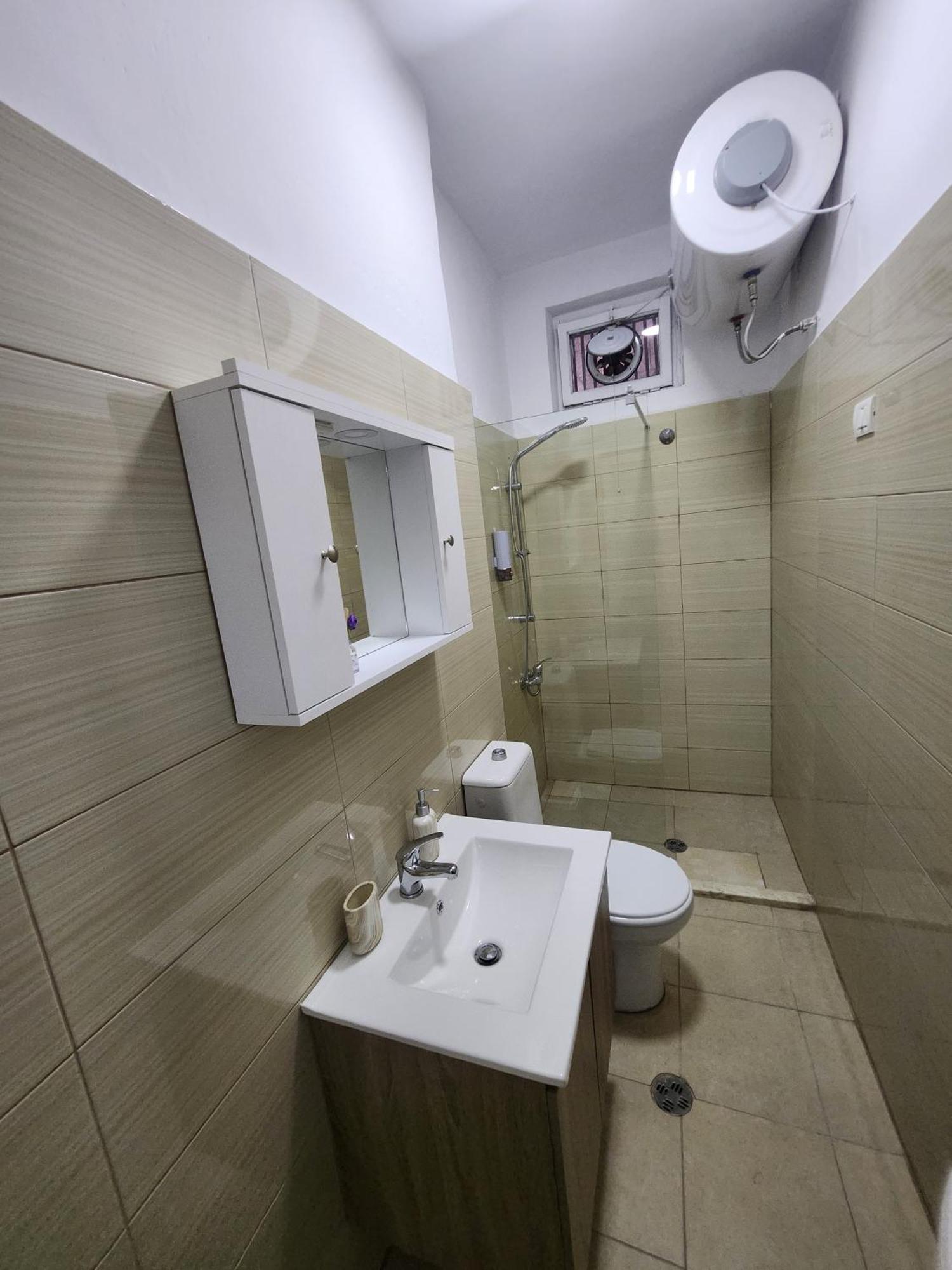 Nevi Apartment Tirana Buitenkant foto