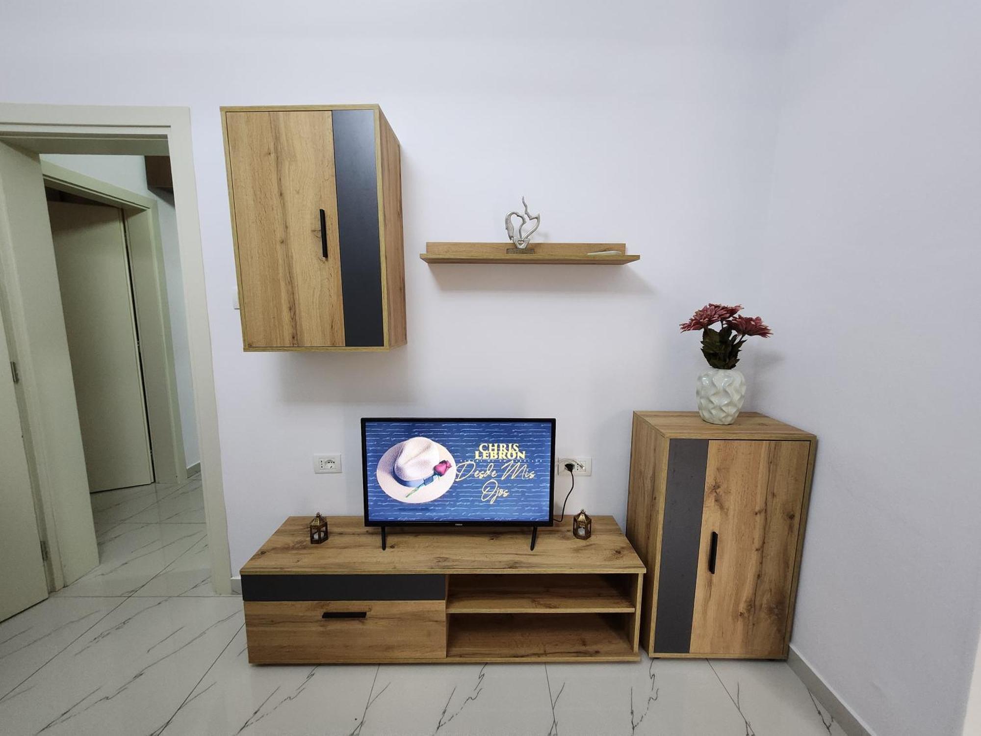 Nevi Apartment Tirana Buitenkant foto
