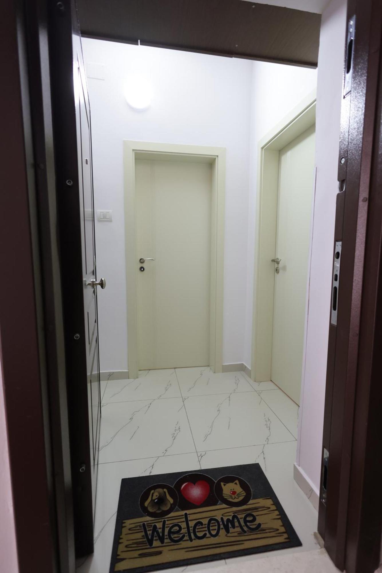 Nevi Apartment Tirana Buitenkant foto